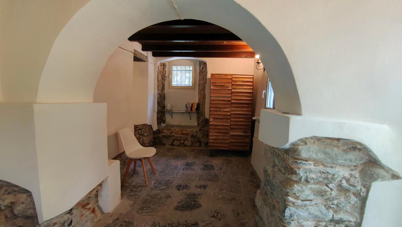 Bed and Breakfast La Casa Delle Pietre Parlanti - Casa In Pietra Ai Piedi Del Parco Delle 5 Terre Biassa Zewnętrze zdjęcie