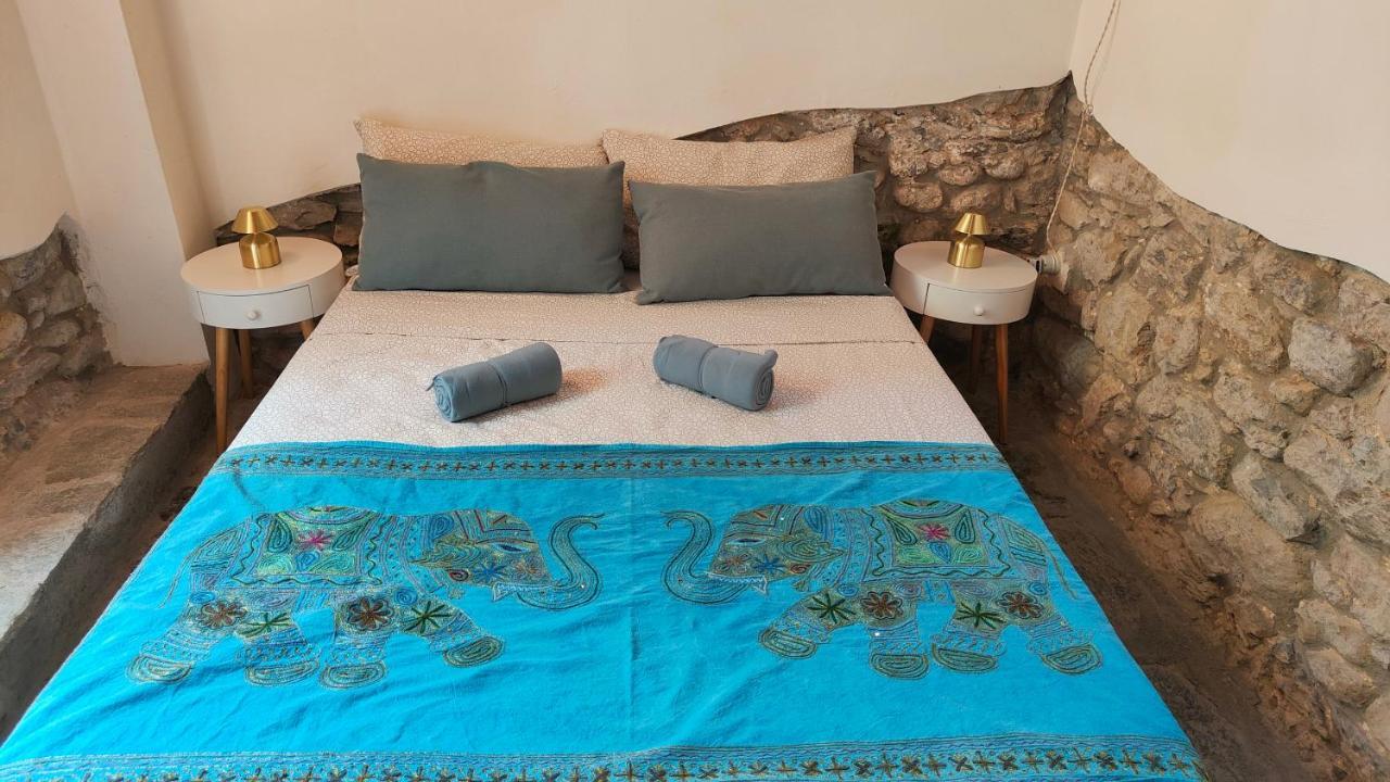 Bed and Breakfast La Casa Delle Pietre Parlanti - Casa In Pietra Ai Piedi Del Parco Delle 5 Terre Biassa Zewnętrze zdjęcie