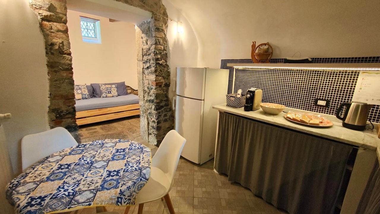 Bed and Breakfast La Casa Delle Pietre Parlanti - Casa In Pietra Ai Piedi Del Parco Delle 5 Terre Biassa Zewnętrze zdjęcie
