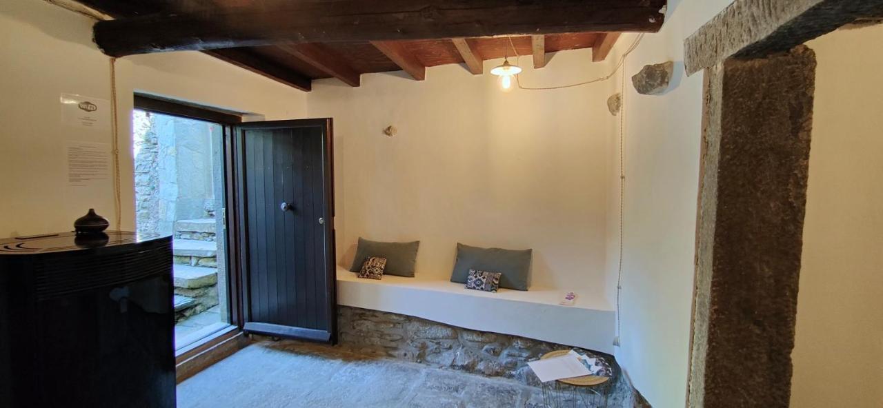 Bed and Breakfast La Casa Delle Pietre Parlanti - Casa In Pietra Ai Piedi Del Parco Delle 5 Terre Biassa Zewnętrze zdjęcie