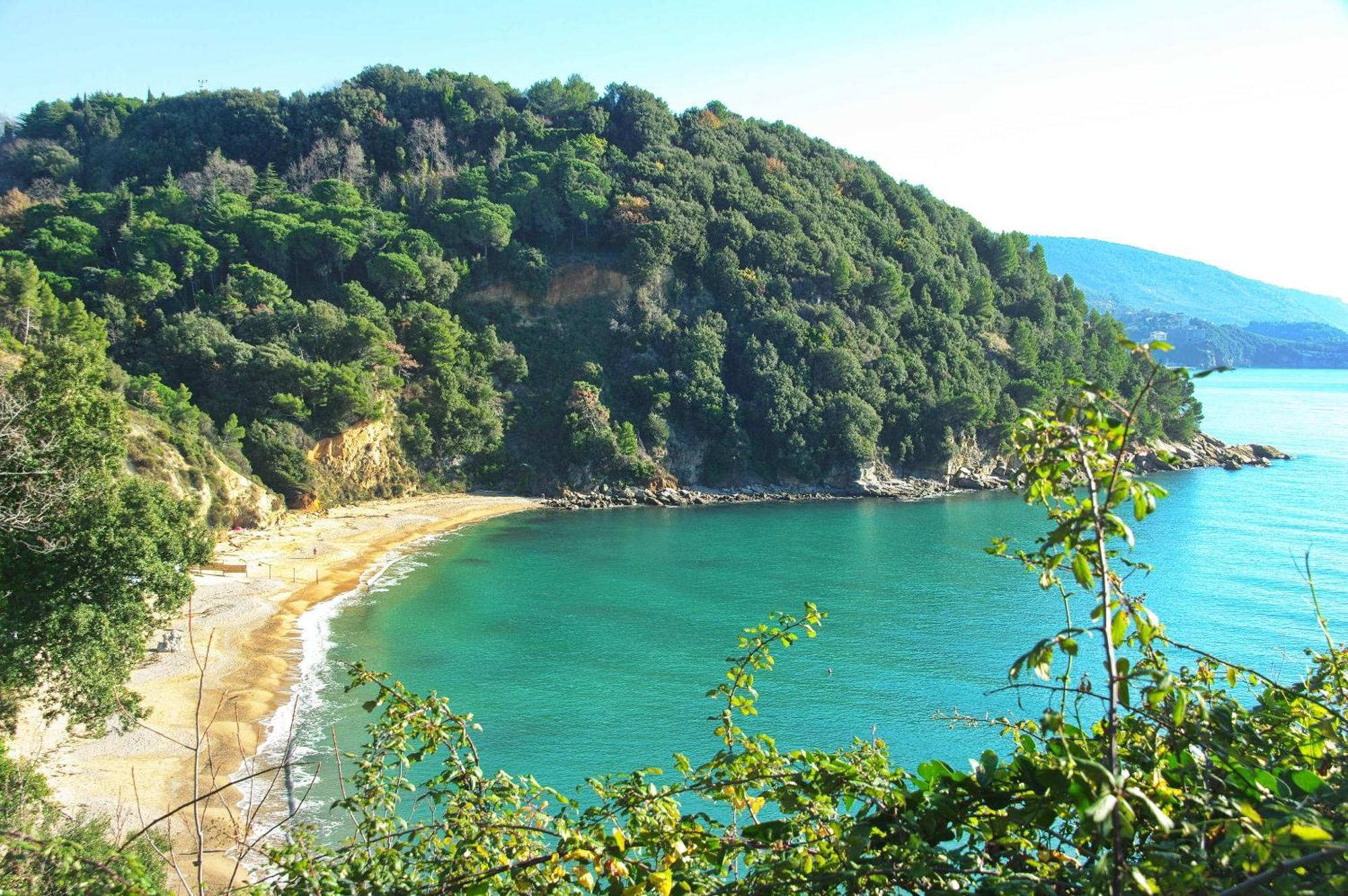 Bed and Breakfast La Casa Delle Pietre Parlanti - Casa In Pietra Ai Piedi Del Parco Delle 5 Terre Biassa Zewnętrze zdjęcie