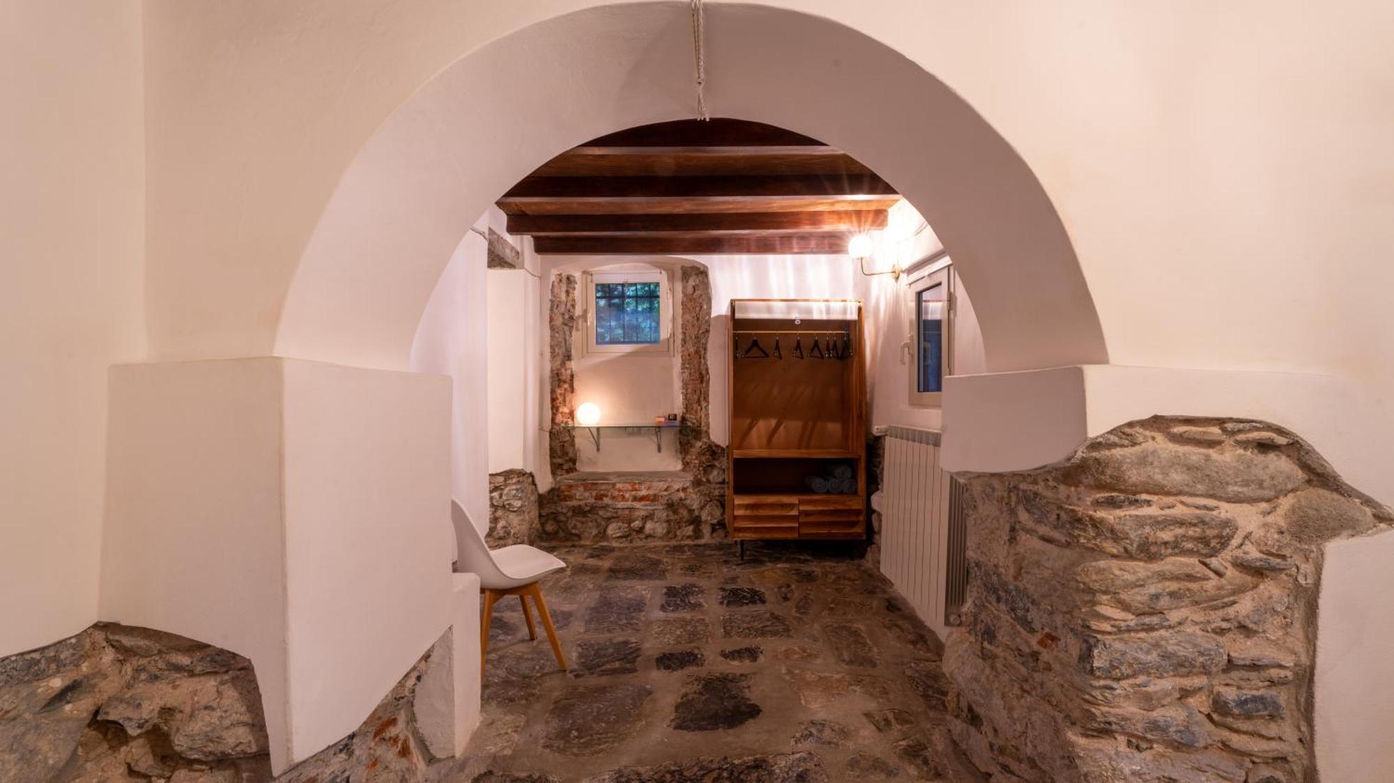 Bed and Breakfast La Casa Delle Pietre Parlanti - Casa In Pietra Ai Piedi Del Parco Delle 5 Terre Biassa Zewnętrze zdjęcie